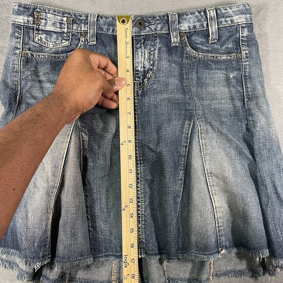 Guess Jeans Skirt Blue Women’s 28 Pleated Mini Y2K Distressed Denim - Picture 2 of 7